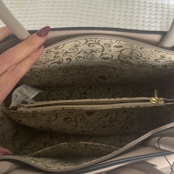 Flower Lady Tote Purse - Picture 2 of 4